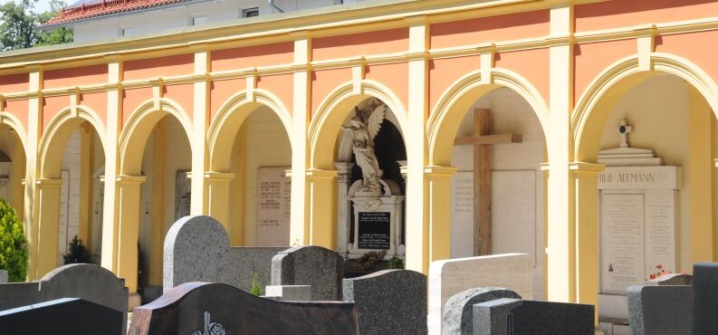 csm_friedhof-a-altoetting-foto-stadt-3-795x370_534206f06f csm_friedhof-a-altoetting-foto-stadt-3-795x370_534206f06f