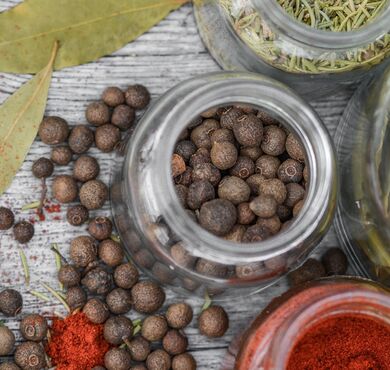 weltkueche-awo-altoetting-bild-pixabay-monicore-spices-2548653-1920x800 weltkueche-awo-altoetting-bild-pixabay-monicore-spices-2548653-1920x800