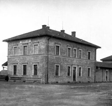 Alte Ansicht vom Bahnhof Altötting