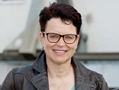 Portrait von Autorin Silke Brügel