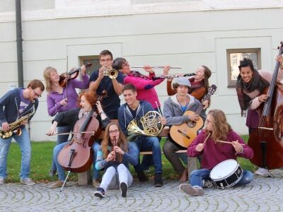 Gruppenfoto-Vortragsabend Schüler musizieren-Bild Berufsfachschule für Musik Gruppenfoto, Vortragsabend Schüler musizieren, Bild Berufsfachschule für Musik
