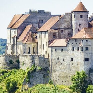 Blick auf die Hauptburg der weltlängsten Burg in Burghausen. 