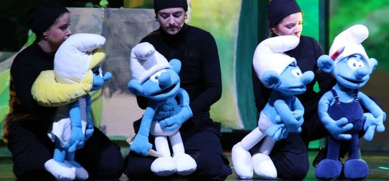 Schlumpfine und ihre blauen Freunde.