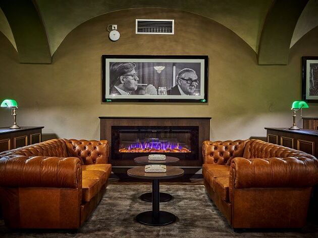 Chesterfield_Lounge Chesterfield_Lounge