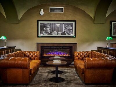 Chesterfield_Lounge