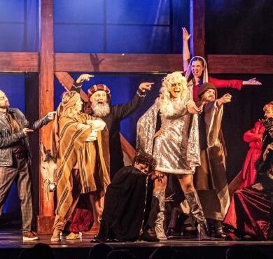 Espen Nowacki's Die stille Nacht, Forum Altötting, Foto: Espen Nowacki Eine Szene aus dem Musical 'Die stille Nacht'.