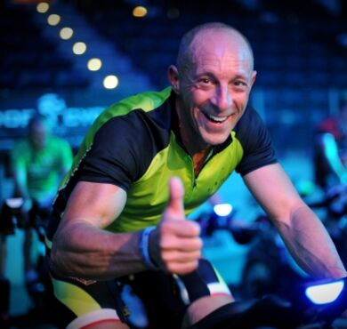 Große Freude beim Indoor Cycling