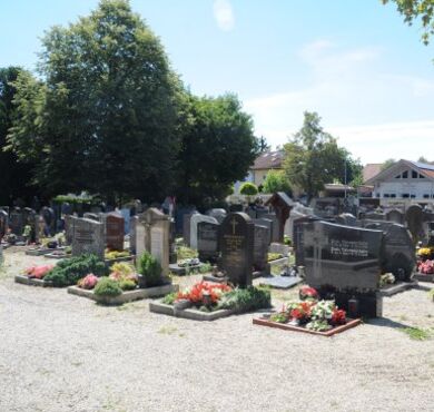 csm_friedhof-b-altoetting-foto-stadt-5-385x370_ac58adfcc5 csm_friedhof-b-altoetting-foto-stadt-5-385x370_ac58adfcc5
