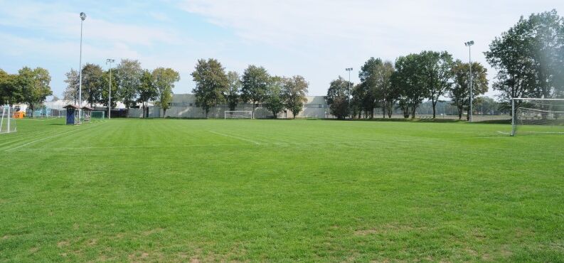 csm_ludwig-kellerer-stadion-sportplatz-altoetting-foto-stadt-12-795x370_8ac93ea62c