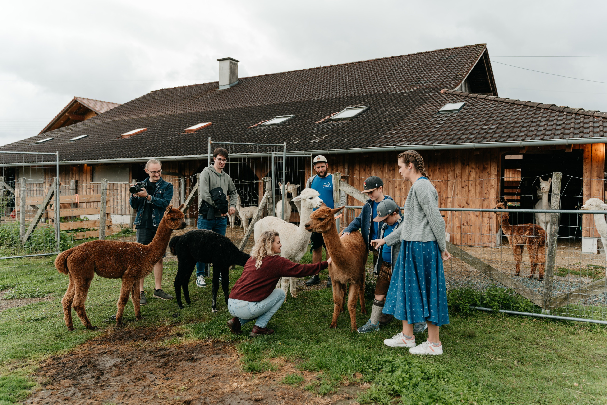 29.08.2025-Radltour-Niedergerner_Alpaka-Ranch-Foto-Tourismusverband-Inn-Salzach-klein 29.08.2025-Radltour-Niedergerner_Alpaka-Ranch-Foto-Tourismusverband-Inn-Salzach-klein