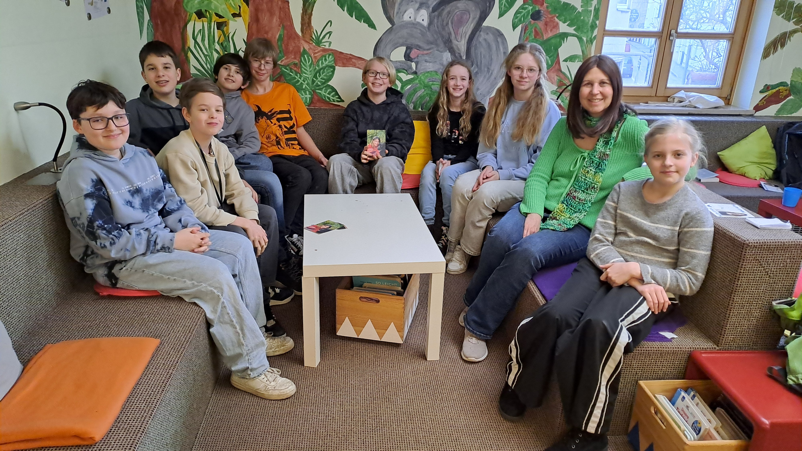 Buchclub-Treffen in der Stadtbücherei Altötting Foto: Sirringhaus