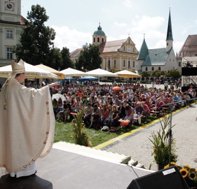 Gottesdienst-Jugendforum-Foto-Heiner-Heine