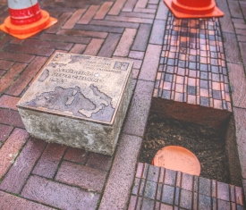 Motivplatte-Altoetting-in-Kevelaer-news Bodenplatte mit Altötting Motiv für die Hauptstraße in Kevelaer