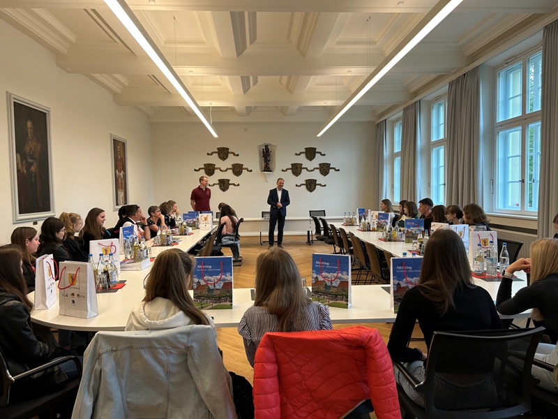 Stadt Altötting, Europäischer Kontakt, Besuch Gastschulklassen