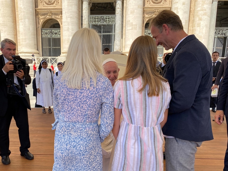 Stadt Altötting, Besuch Bürgermeister Stephan Antwerpen bei Papst Franziskus, Foto: Stephan Antwerpen