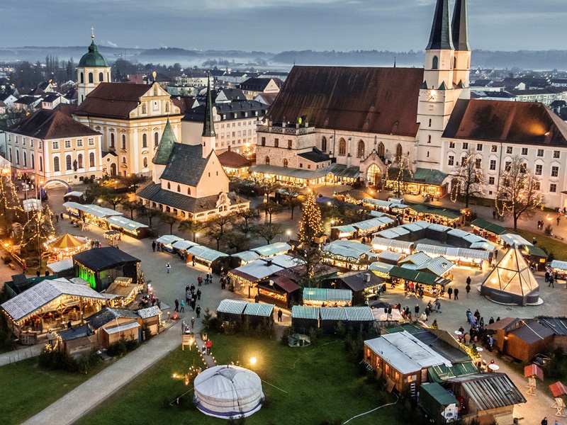 Stadt Altötting, Start Christkindlmarkt, Foto: Klaus Vierlinger