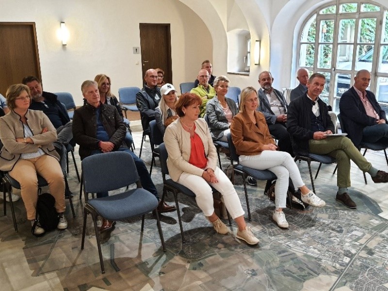 Stadt Altötting, Stadtratsausflug 2023, Straubing