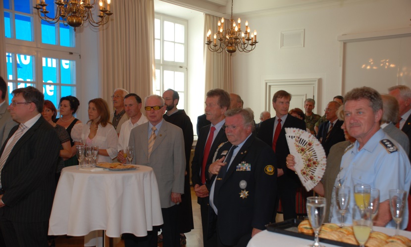 Der Empfang bei dem Gelöbnis der Bundeswehr 2008 in Altötting.