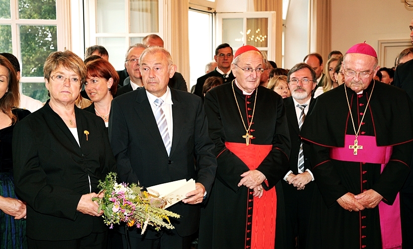 Der Empfang zur Verleihung der Goldenen Rose an Altötting.