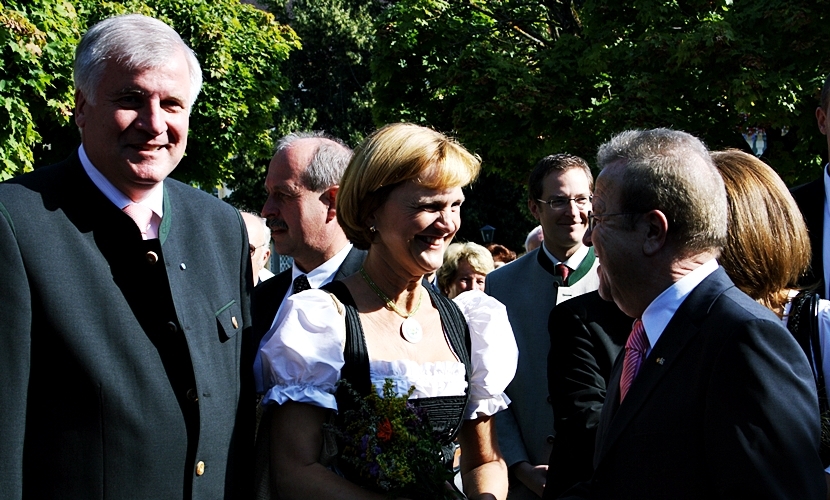 Ministerpräsident Seehofer in Altötting.