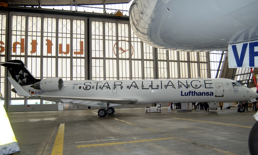 Die Lufthansa Staralliance im Hangar. 