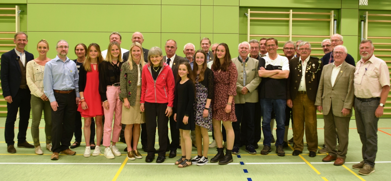 02-06-2022-Sportlerehrung-Stadt-Altoetting-Foto-Stadt-Altoetting-800x600