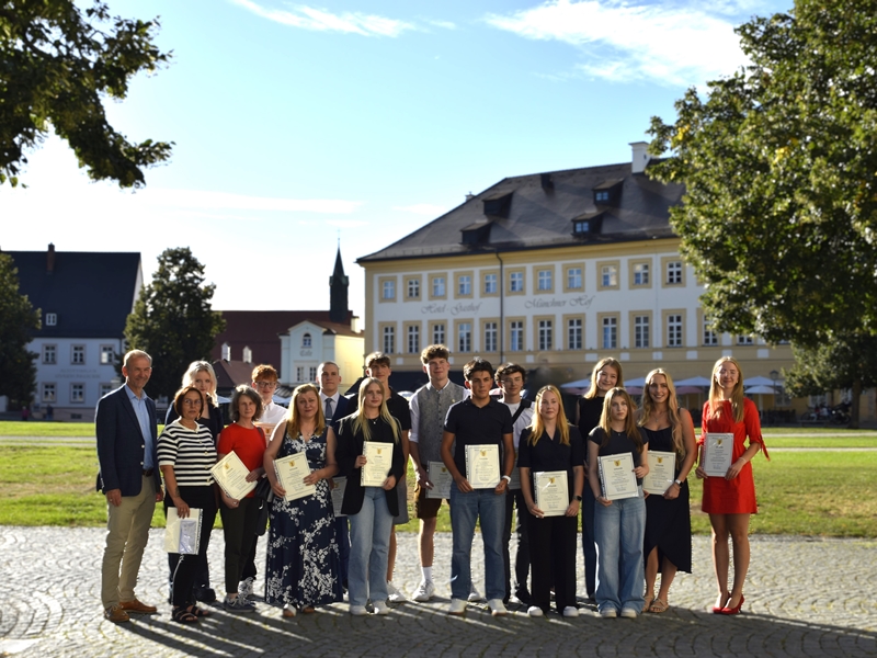 Stadt Altötting, Schülerehrung September 2025, Foto: Stadt Altötting