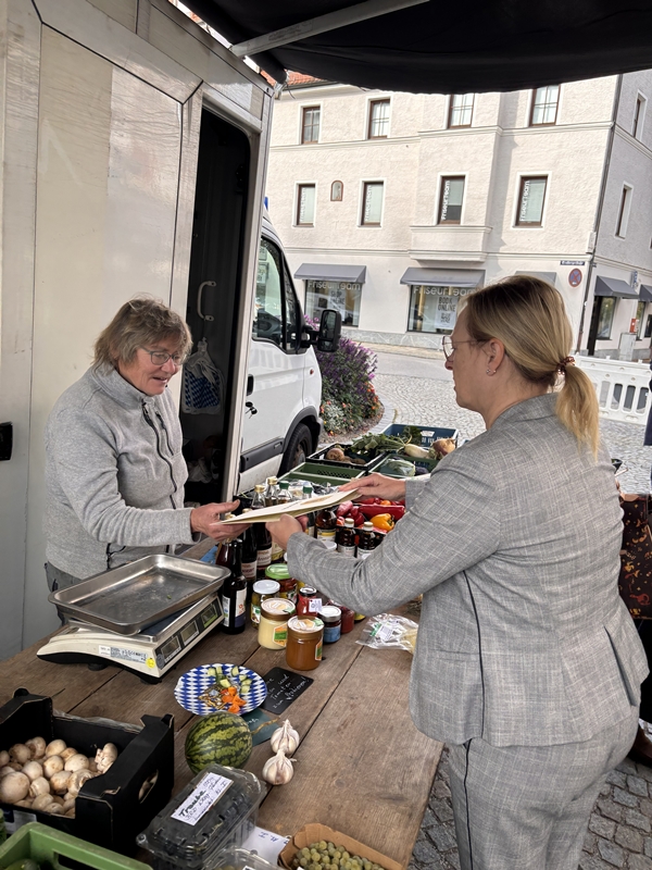 Stadt Altötting, 30-jähriges Jubiläum Bauernmarkt, Oktober 2026, Gemüsehof Eberhartinger, Foto: Stadt Altötting