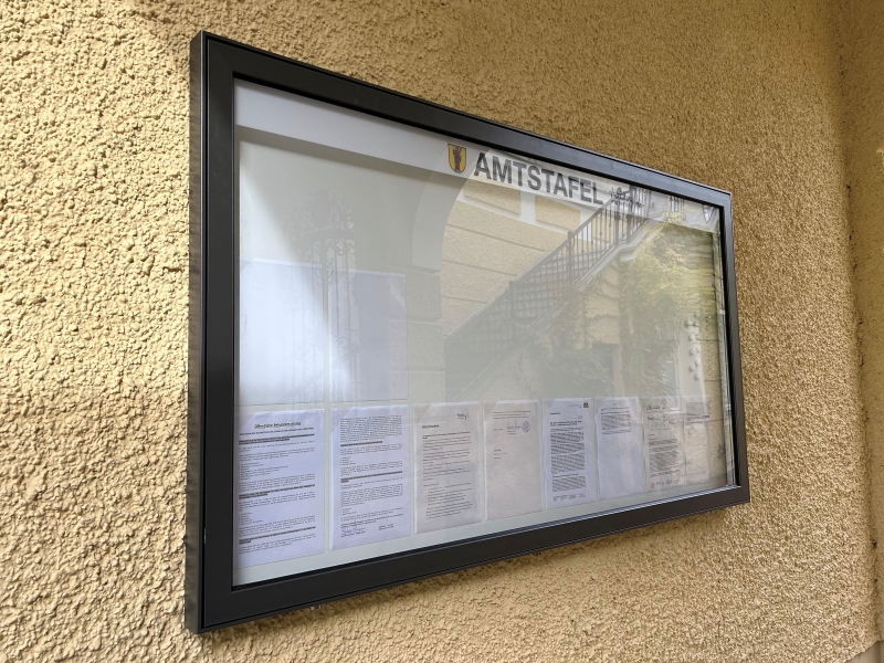 Stadt Altötting, Neue Amtstafel, Seitenansicht