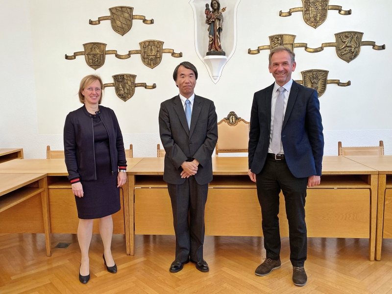 Stadt Altötting, Besuch japanischer Generalkonsul in Altötting