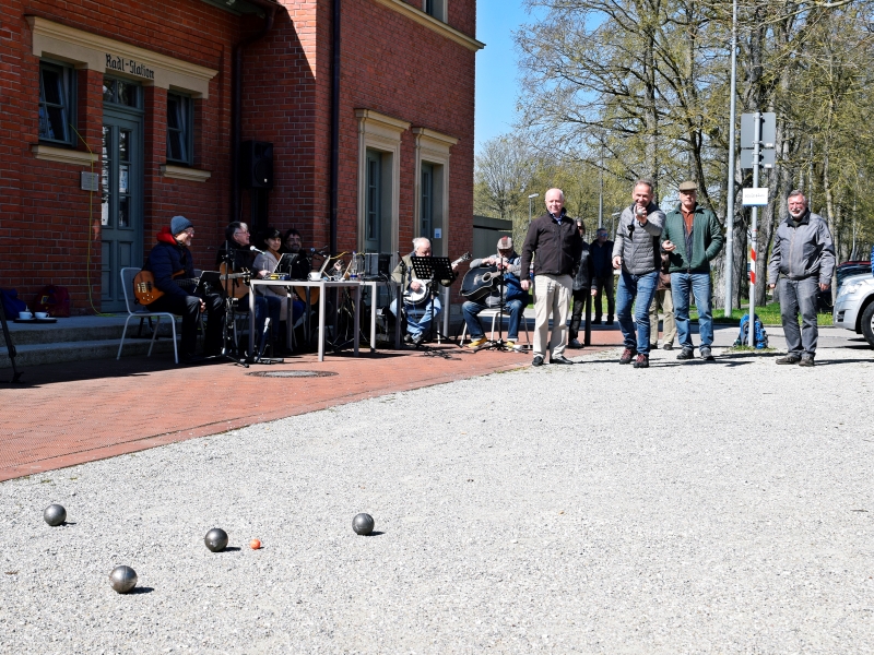 Stadt Altötting, Boule-Bahn am Bahnhof