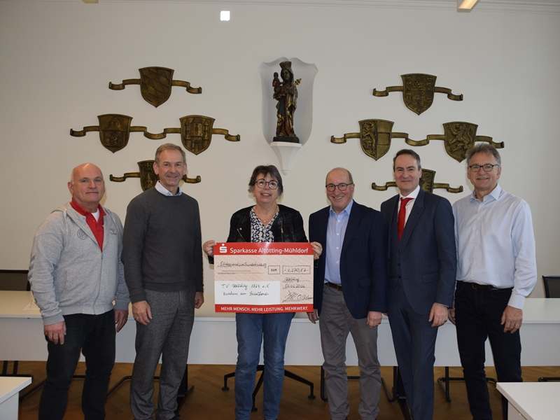 Stadt Altötting, Bürgerstiftung Altötting, TVA Sozialfonds, Spendenübergabe 2026, Foto: Stadt Altötting