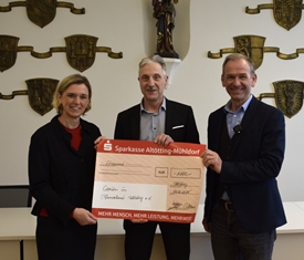 Stadt Altötting, Spendenübergabe Bürgerstiftung 2025, Caritas, Foto: Stadt Altötting