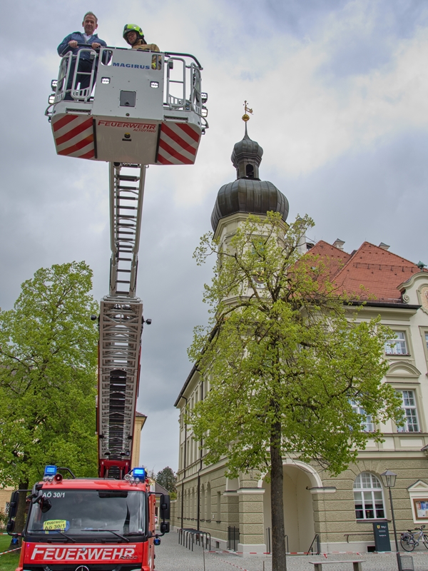 Stadt Altötting, 60. Geburtstag Stephan Antwerpen, Feuerwehr, Foto: Peter Wagner
