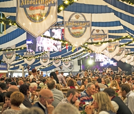 Stadt Altötting, Hofdult, Festzelt, Foto: Hans Baumgartner 