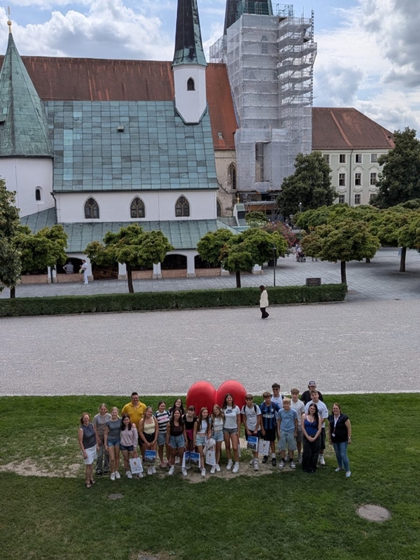 Stadt Altötting, Jugendaustausch Loreto 2026, Gruppenfoto, Foto: Stadt Altötting