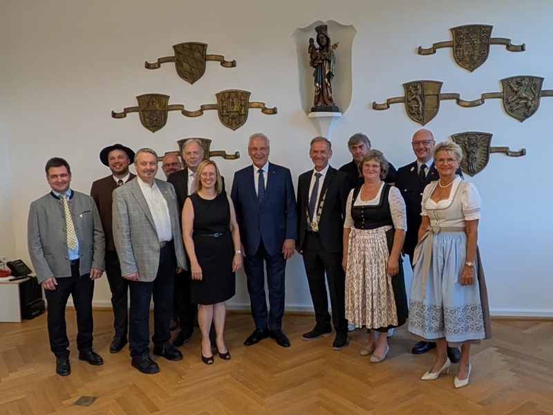 Stadt Altötting, Mariä Himmelfahrt, 2026, Empfang Innenminister Joachim Herrmann, Gruppenfoto Stadtrat, Foto: Stadt Altötting 