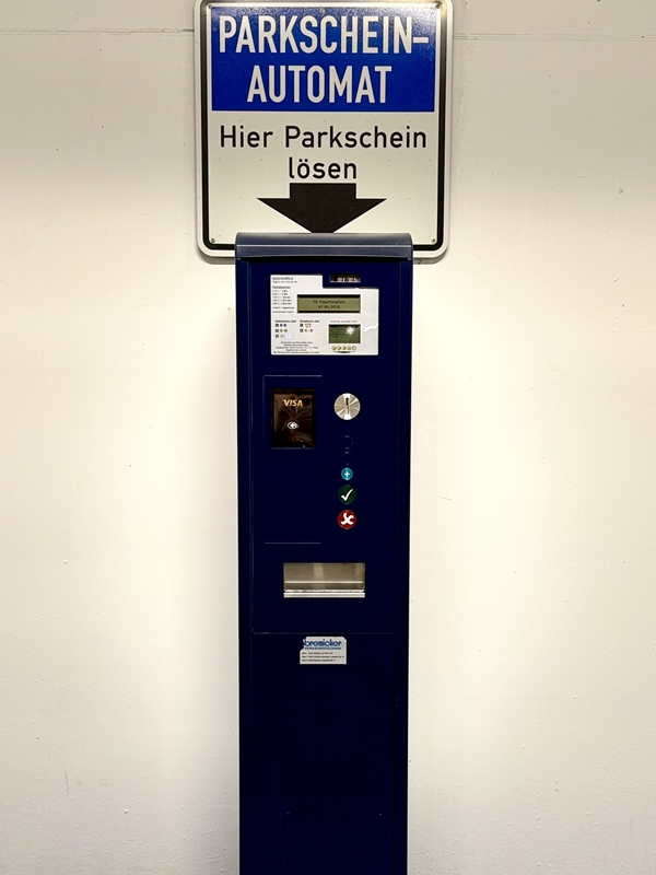 Stadt Altötting, Parkscheinautomat, städtische Tiefgaragen, Foto: Stadt Altötting