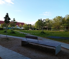 Stadt Altötting, Pflasterarbeiten im Park an der Tiefgarage am Forum, Foto: Stadt Altötting