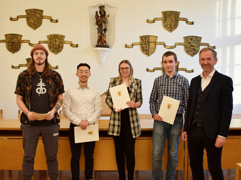 Stadt Altötting, Schülerehrung März 2023, Foto: Stadt Altötting 