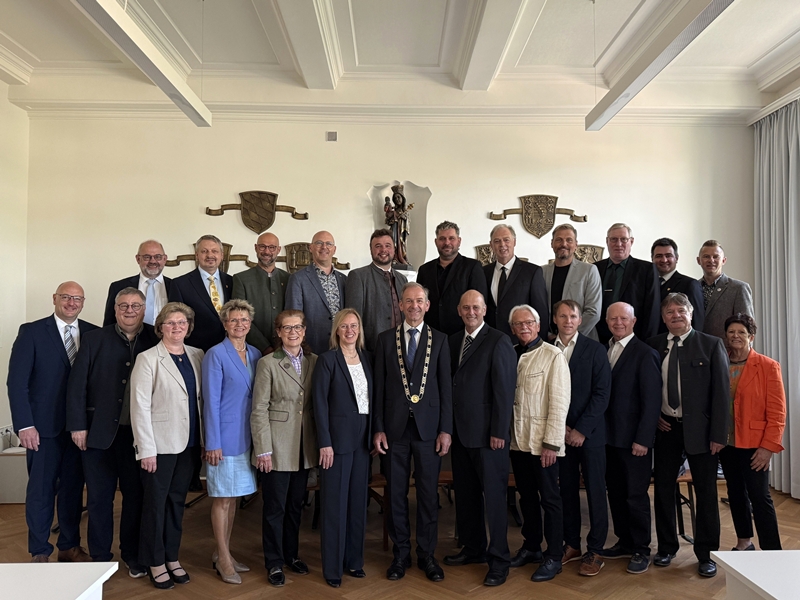 Stadt Altötting, Stadtrat, Mai 2026, Gruppenfoto, Foto: Stadt Altötting