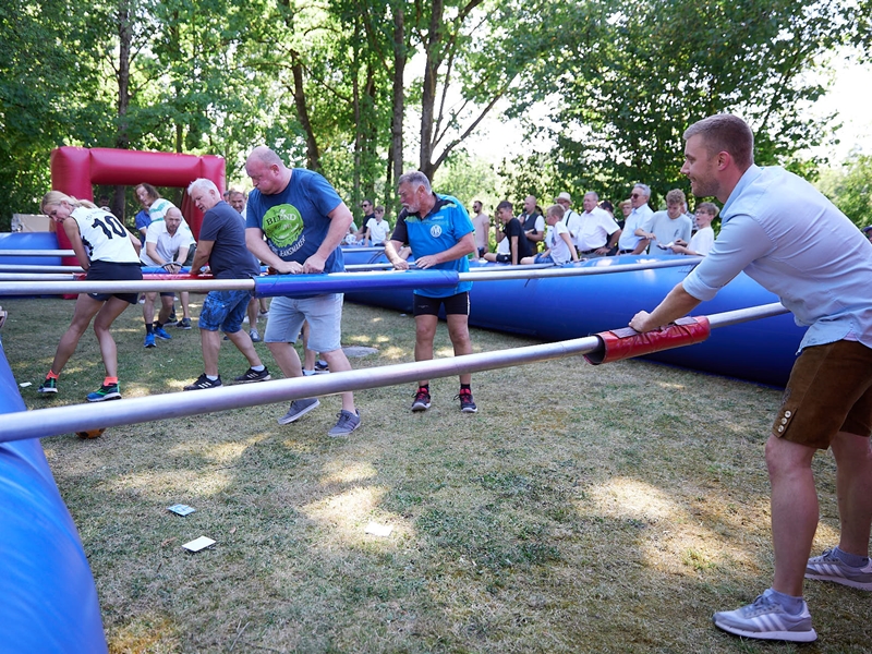 Stadt Altötting, Städtebeben 2023, Menschenkicker, Foto: Irmi Mayer