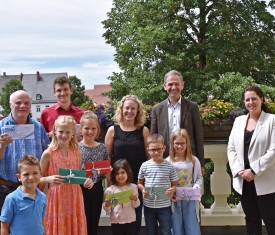 Stadt Altötting, Preisübergabe Aktionen Tag der offenen Rathaus-Tür, Foto Stadt Altötting