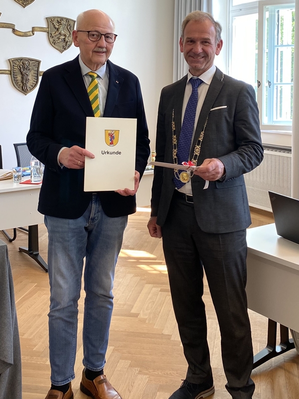 Stadt Altötting, Verabschiedung Herbert Hofauer als Beauftragter Shrines of Europe und Arbeitsgemeinschaft Europapreisträgerstädte, Foto: Stadt Altötting