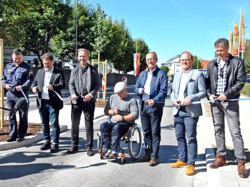 Stadt Altötting, Verkehrsfreigabe Mühldorfer Straße, Foto: ANA; Stephan Hölzlwimmer