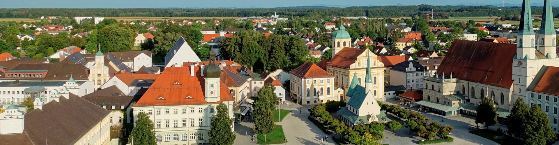 Luftaufnahme vom Kapellplatz Altötting.