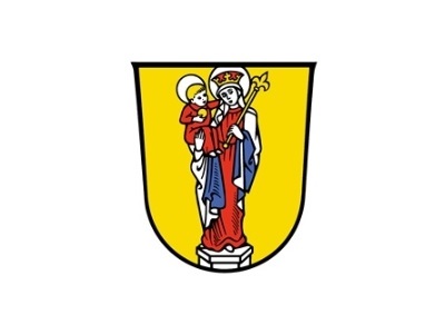 Das Stadtwappen von Altötting zeigt das Gnadenbild der Madonna auf gelben Hintergrund. 
