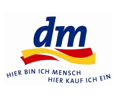 Der Giving Friday 2018 bei dm unterstützt die Stadtbücherei Altötting mit 5% der Tagesumsätze am 23.11.18.