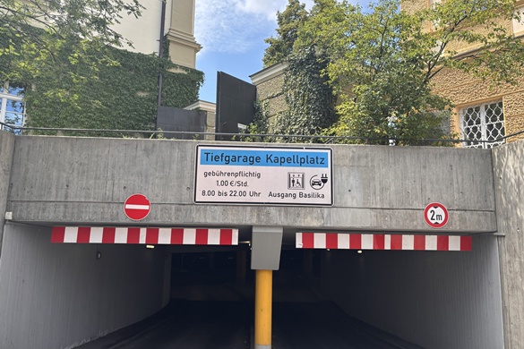 Stadt Altötting, Tiefgarage am Kapellplatz, Foto: Stadt Altötting Stadt Altötting, Tiefgarage am Kapellplatz, Foto: Stadt Altötting