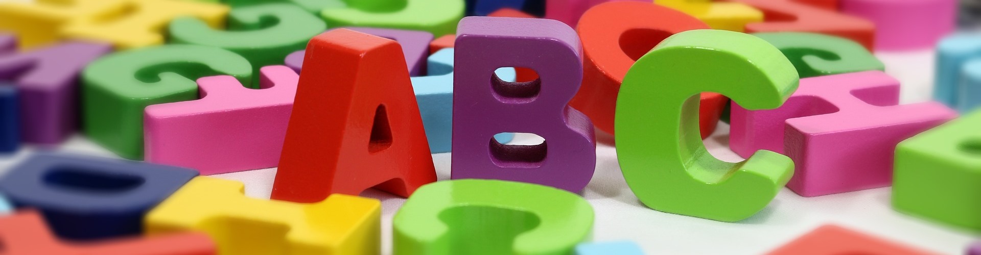 Leben in Altötting, Bild: Buchstaben ABC, Pixabay